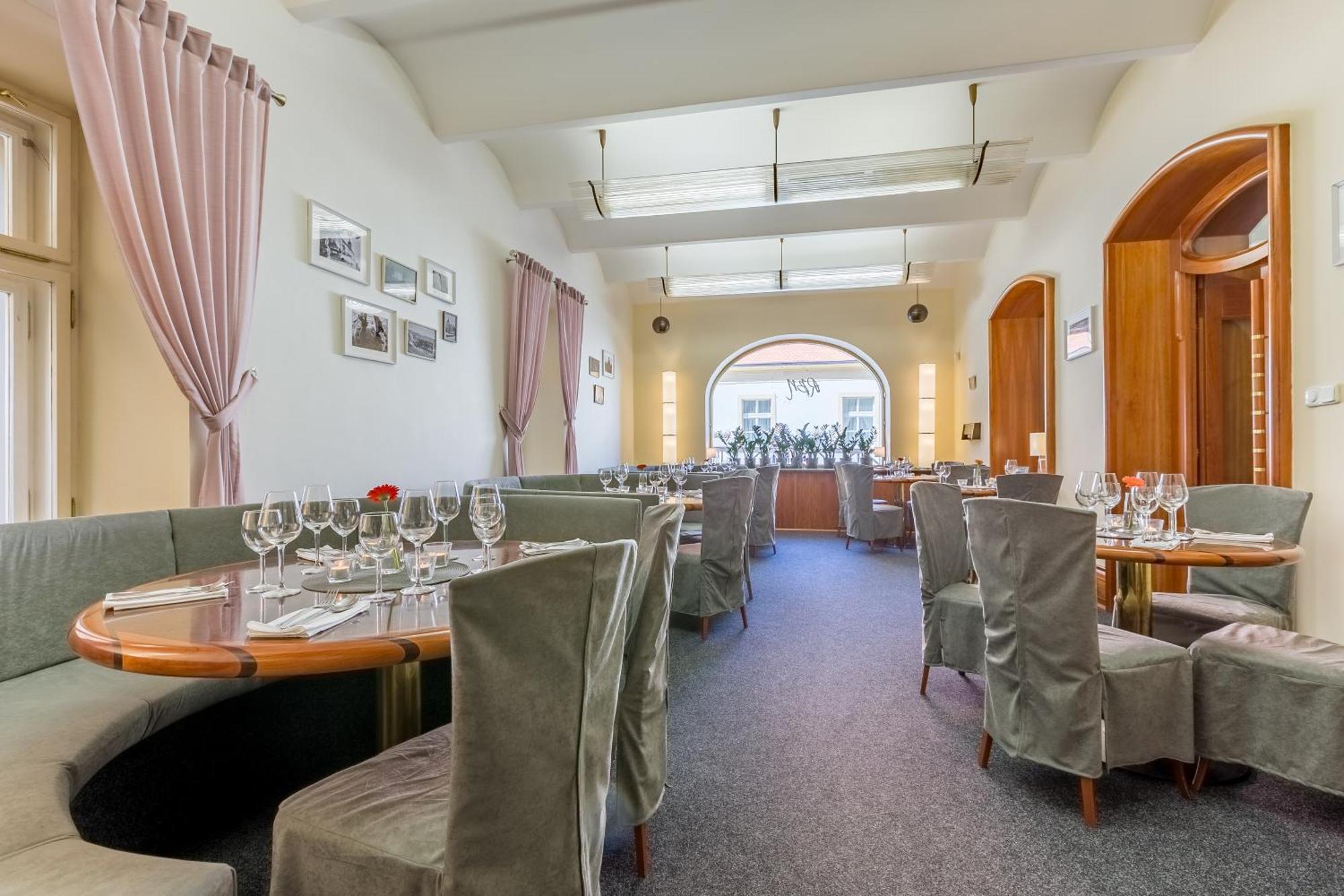 Hotel U Rytire Mělník المظهر الخارجي الصورة