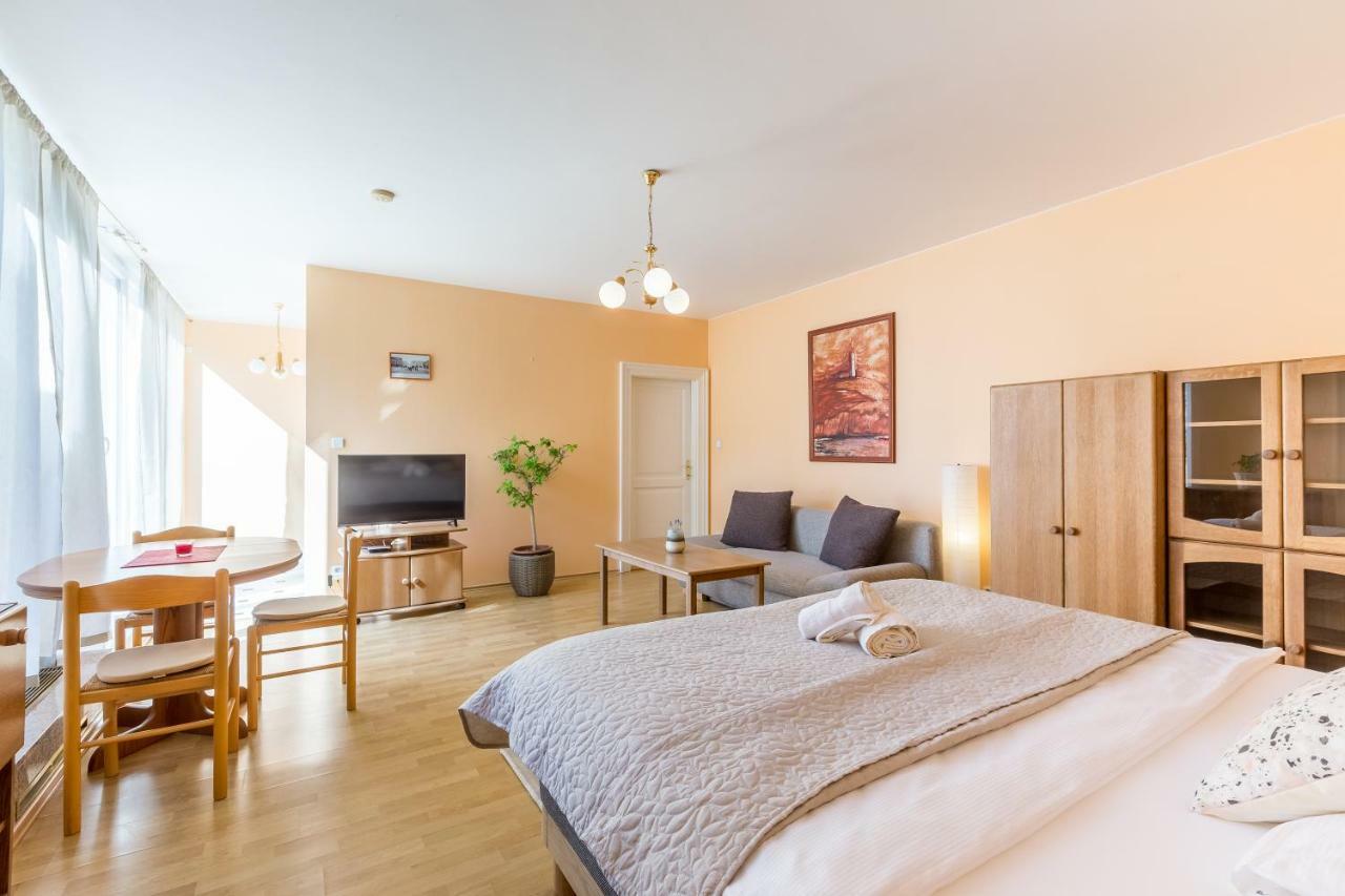 Hotel U Rytire Mělník المظهر الخارجي الصورة